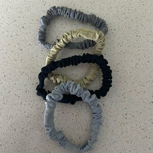 Lululemon Skinny Scrunchies